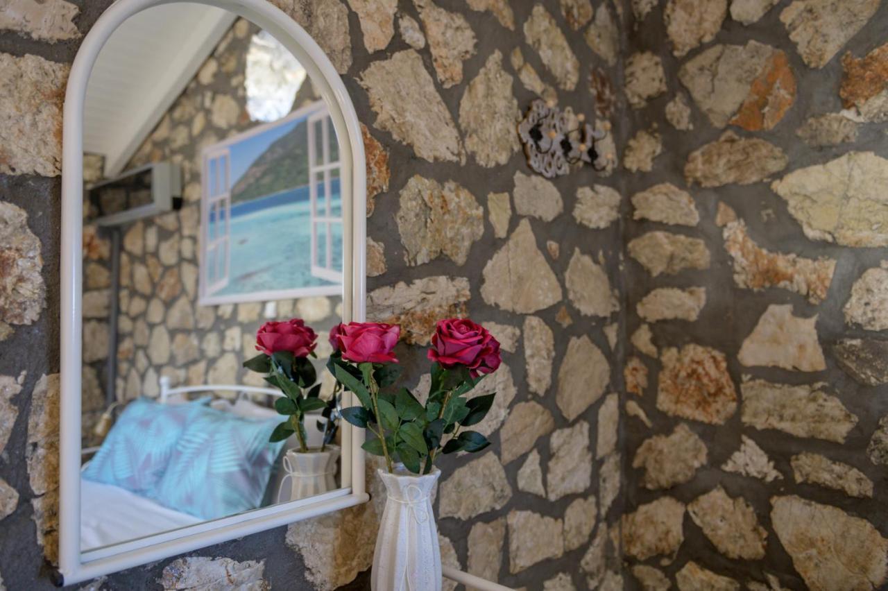 Sofias Cottage Razata Argostoli 外观 照片