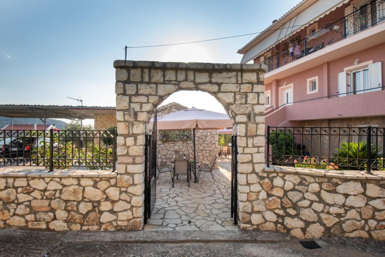 Sofias Cottage Razata Argostoli 外观 照片